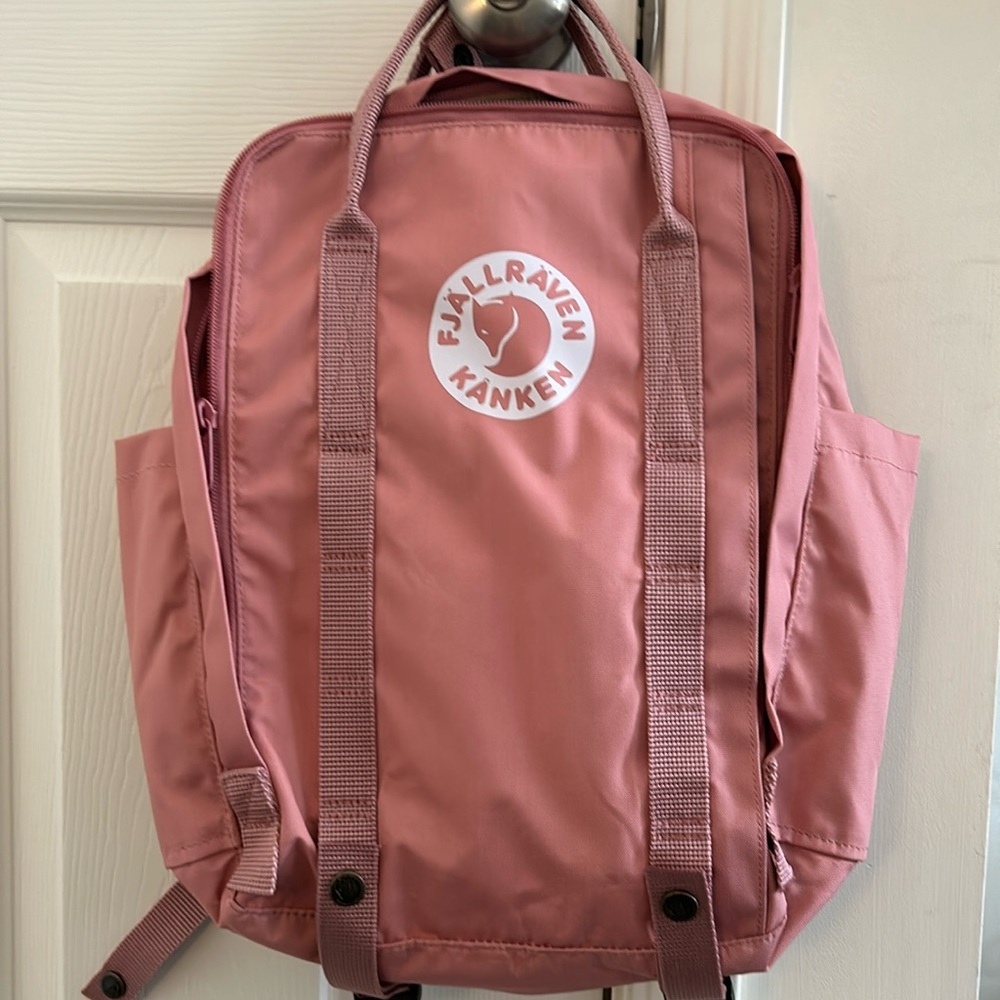 Fjallraven backpack rose pink